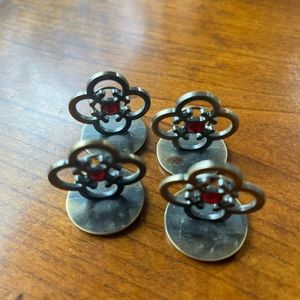 Place card holders Meryl Waitz brand (4) bronze with red stones